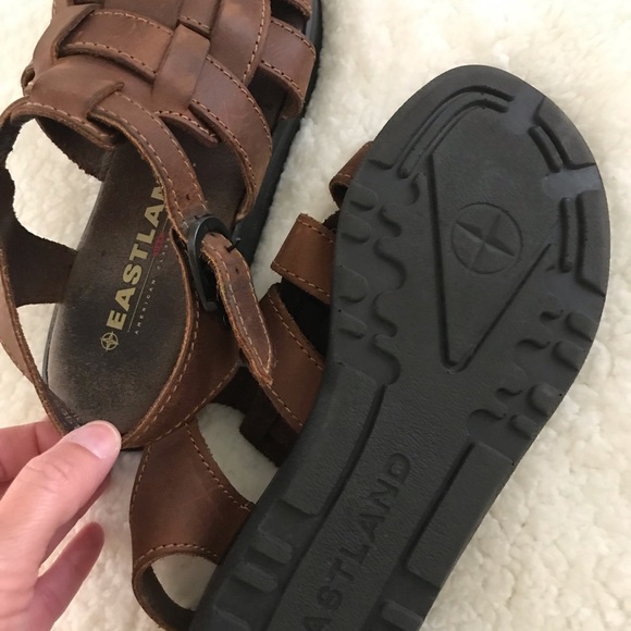 Eastland leather women’s sandals ~ 8 - Picture 2 of 2